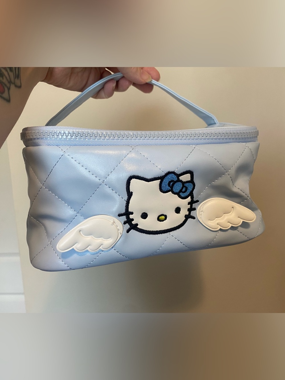 F21 Hello Kitty Makeup Bag